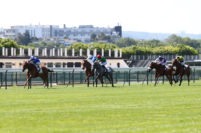 Royaumont: The Seine form goes to Chantilly